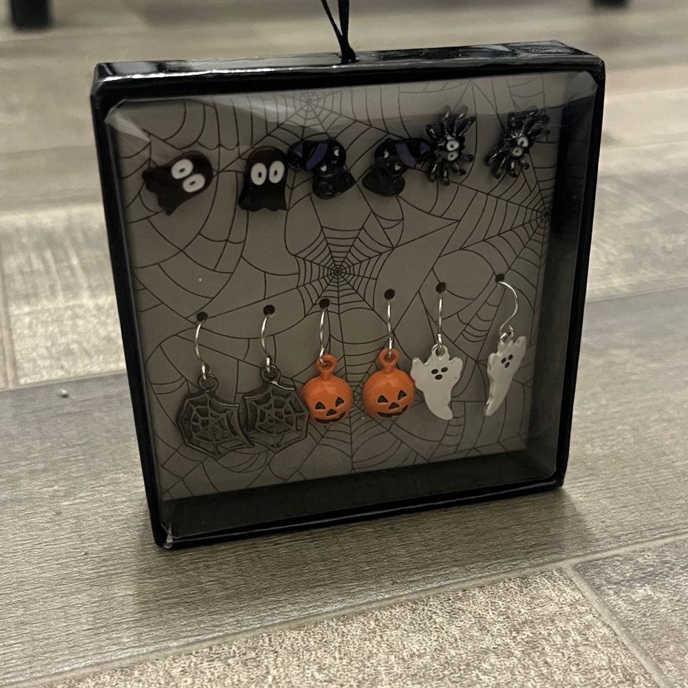Spooky Halloween Earring Set